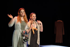 Třetí prst na levé ruce, Kateřina Schauerová, Marek Sucharda, Praha