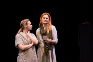 Třetí prst na levé ruce, Kateřina Schauerová, Marek Sucharda, Praha